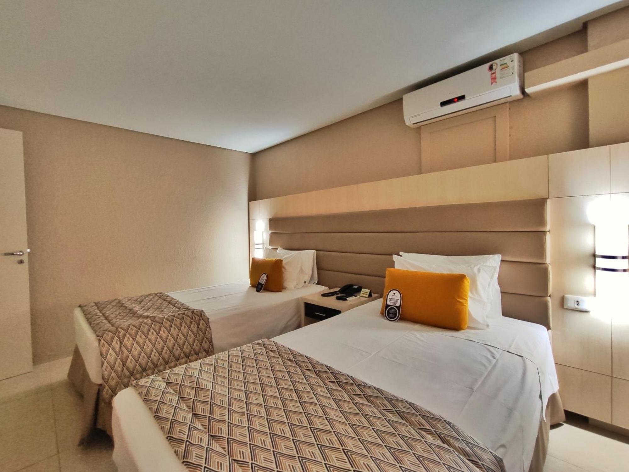Hotel Metropole Maringá Exteriör bild